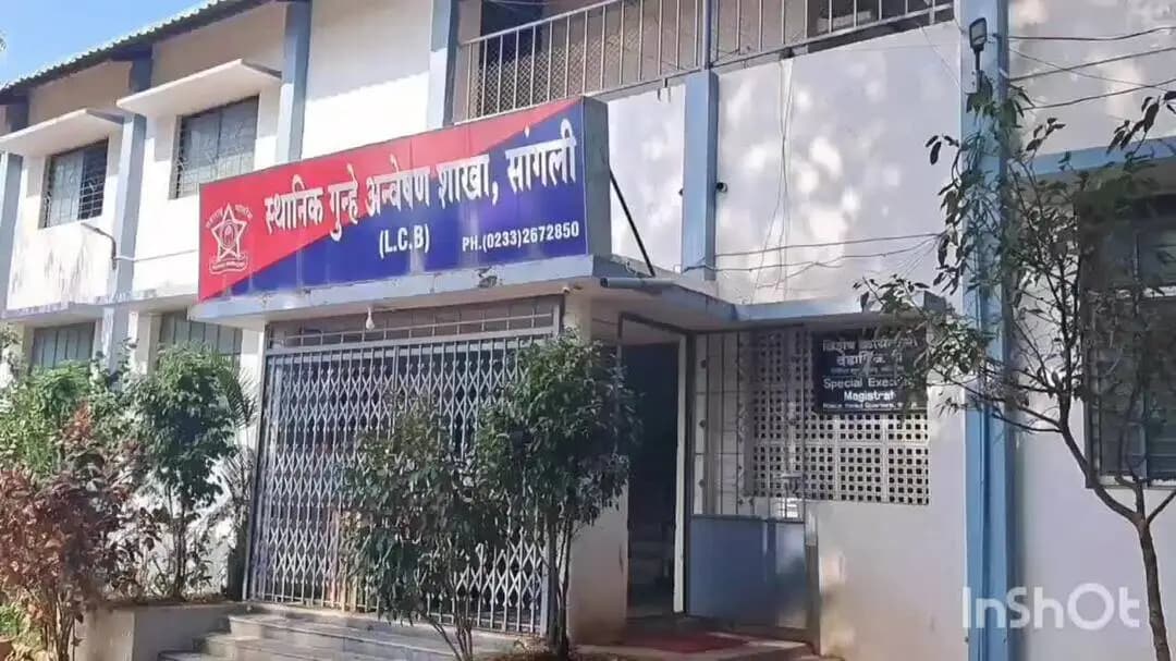 जत: जतमध्ये पवन चक्क्यांमधील कॉपर व अल्युमिनियम च्या तारा चोरणार्या टोळीतील एकाला एलसीबीकडून अटक