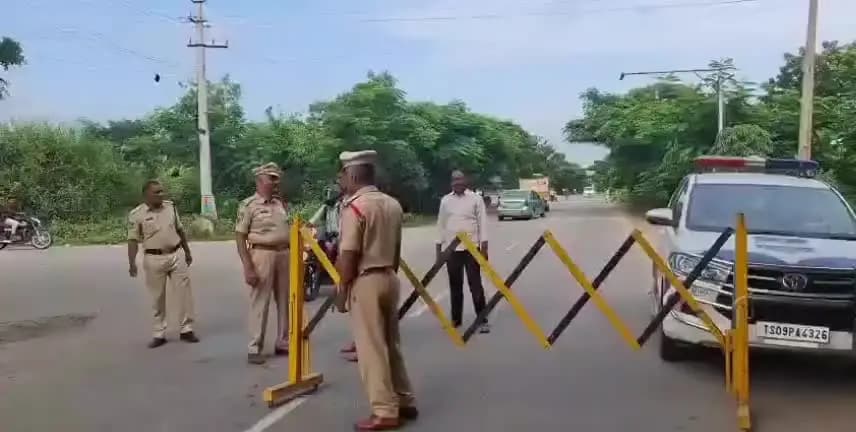 తూప్రాన్: చలో మర్కుక్ నేపథ్యంలో పోలీస్ కట్టడి