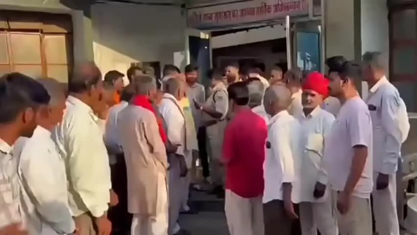 सुवासरा: सुवासरा थाने में गो भक्तों ने राष्ट्रीय कथा वाचक कमल किशोर नागर और परिवार को जान से मारने की धमकी का आवेदन दिया
