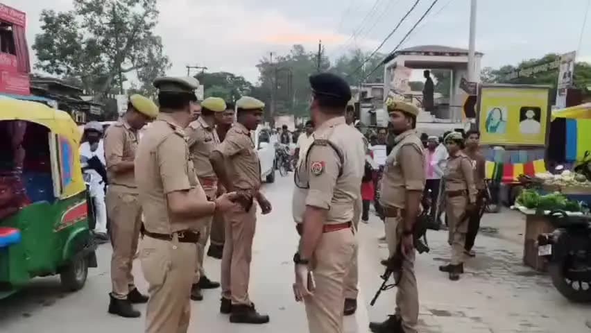 सैदपुर: पुलिस का मेगा वाहन चेकिंग अभियान, CO ने सड़क पर उतरकर सीज़ की 20 बाइकें, 60 का चालान, मचा हड़कंप