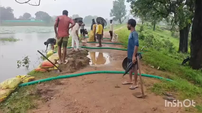 कोटाडोल: भरतपुर के सिंगरौली में 12 एकड़ का पुरनहिया तालाब लबालब, बढ़ते जलस्तर से प्रशासन हुआ अलर्ट