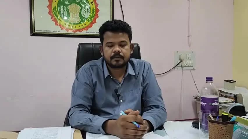 छपारा: पायली खुर्द में खड़ी फसल पर चला ट्रैक्टर, छपारा तहसीलदार ने दी प्रतिक्रिया.