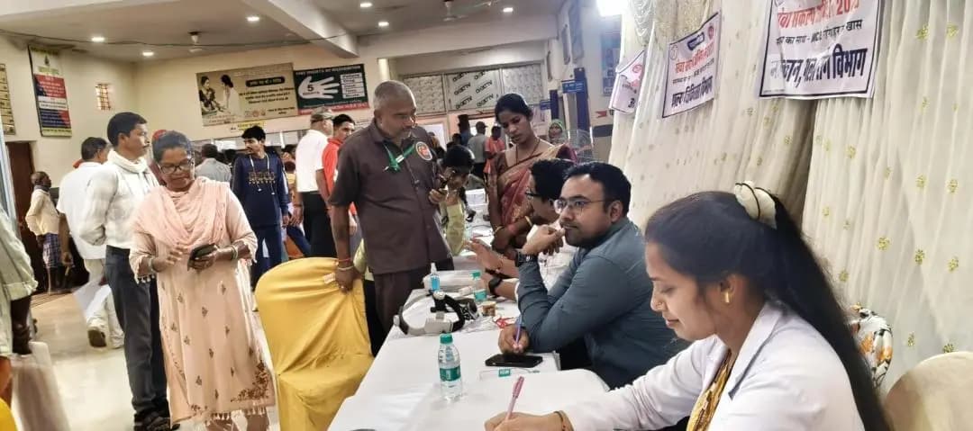 केल्हारी: केल्हारी में 795 मरीजों के लिए मुफ्त विशेषज्ञ चिकित्सा शिविर आयोजित