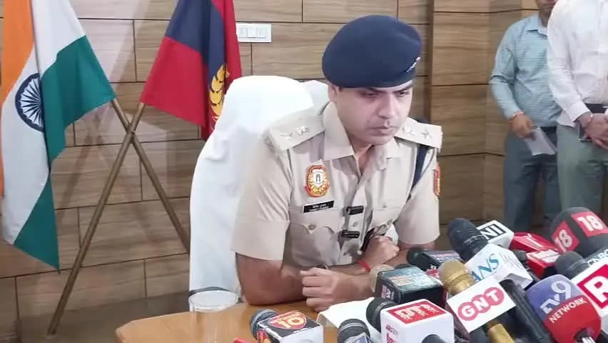 सनलाइट कॉलोनी में नॉर्थ ईस्ट के म्यूजिक टीचर की हत्या, डीसीपी का बयान सामने आया