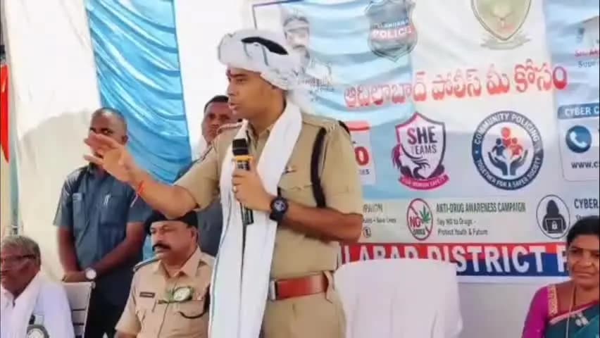 అదిలాబాద్ అర్బన్: ఉమ్రి గ్రామంలో 'పోలీసులు మీకోసం' కార్యక్రమంలో పాల్గొన్న అదిలాబాద్ జిల్లా ఎస్పీ అఖిల్ మహాజన్