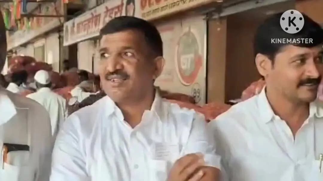 आंबेगाव: मंचर कृषी उत्पन्न बाजार समितीत कांद्याचे भाव स्थिर, आवक घटली, व्यापारी काय म्हणाले ?