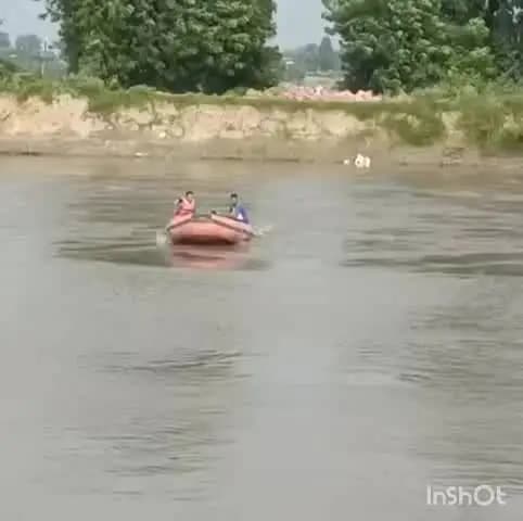 कासगंज: कासगंज की पिकनिक पॉइंट हजारा नहर में देवर-भाभी के डूबने की आशंका, नहर में रेस्क्यू टीम कर रही तलाश