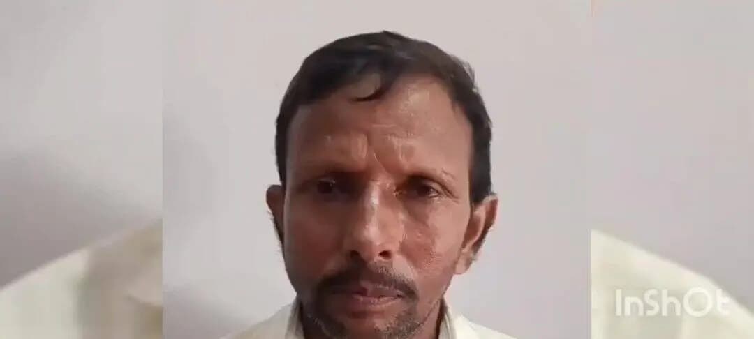 बलिया: एसबीआई शाखा सिटी ब्रांच बलिया से खाताधारक के साथ हुआ फ्रॉड, मोबाइल लेकर फरार, पैसे भी निकाले गए