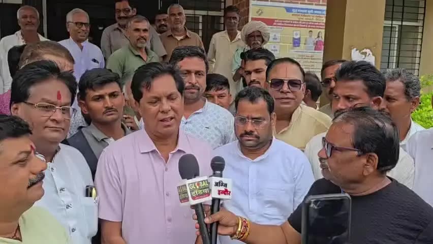 सरदारपुर: सरदारपुर में संत कमलकिशोर नागर को धमकी, भक्तों ने की कार्रवाई की मांग; MLA ग्रेवाल बोले