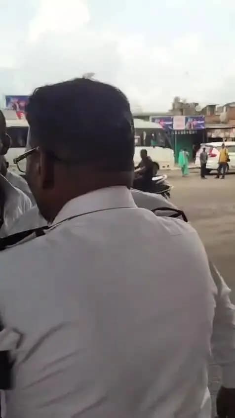 बस्ती: बड़ेवन चौकी के पास कार सवार और ट्रैफिक पुलिस में विवाद, वीडियो वायरल