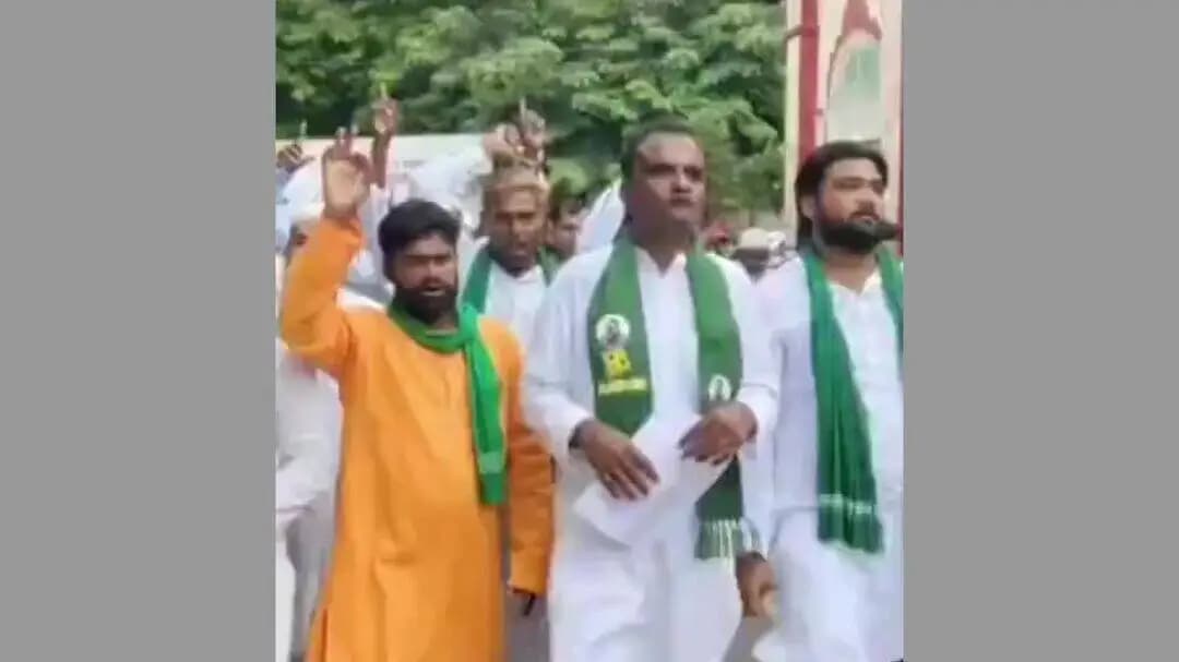 सुल्तानपुर: सुल्तानपुर में एआईएमआईएम ने सहारनपुर मस्जिद मामले को लेकर किया प्रदर्शन