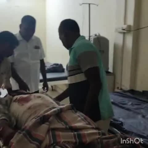 ऊंचाहार: जमुनापुर चौराहे के पास मवेशी से टकराकर बाइक सवार दो लोग घायल, एक को किया गया रेफर