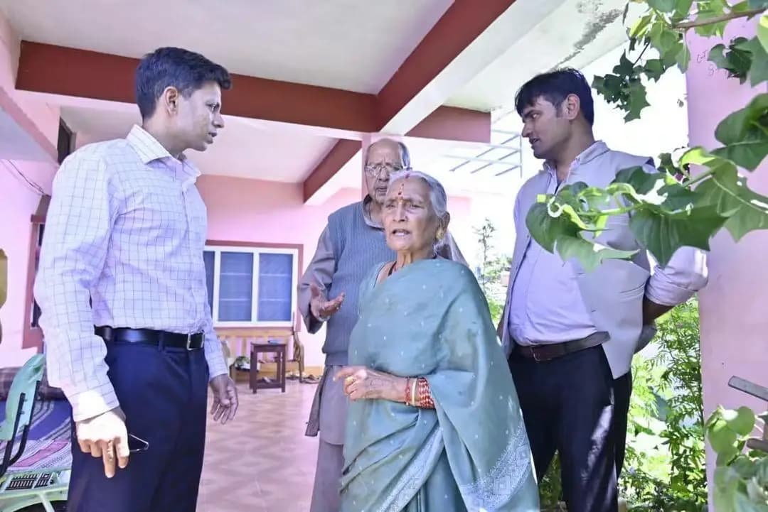 अल्मोड़ा: अल्मोड़ा में सड़क मरम्मत और सफाई को लेकर कड़ी कार्रवाई