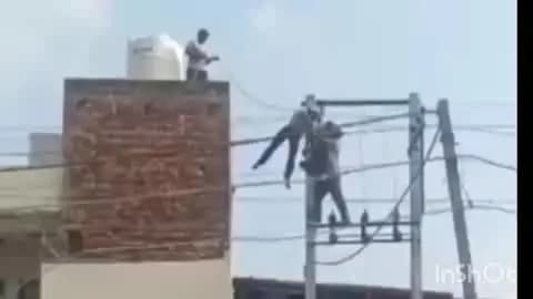 बिजनौर: बिजनौर के रहने वाले युवक की पटियाला में विद्युत लाइन पर काम करते समय करंट लगने से दर्दनाक मौत