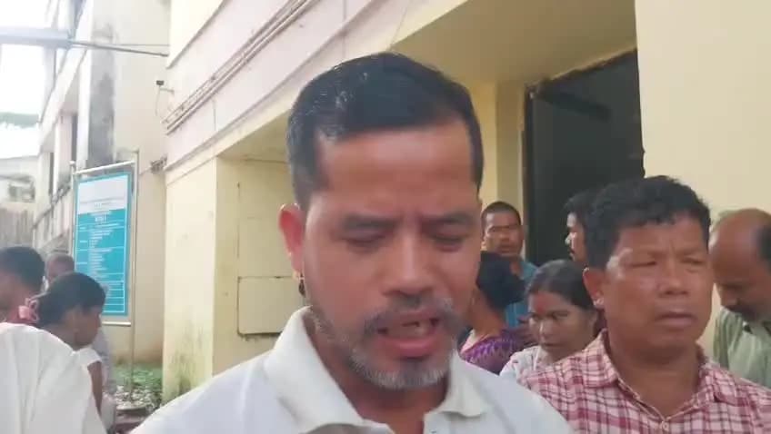 শান্তিরবাজার: জোলাইবাড়ী ব্লকে নমিনেশন জমা দিতে গিয়ে আক্রান্ত আইপিএফটি কর্মী,প্রতিক্রিয়া জানান মন্ত্রী শুক্লাচরন নোয়াতিয়া