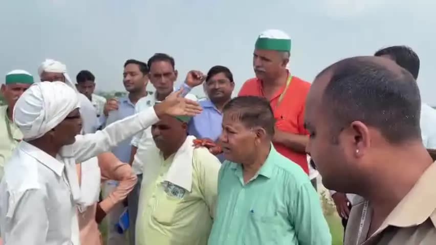 अमरोहा: सिरसा मोहन भूमि विवाद में प्रशासनिक पैमाइश से स्थिति हुई स्पष्ट, राजस्व और NHAI की टीम रही मौजूद