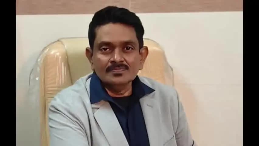 పెద్దపల్లి: ప్రభుత్వ ఆసుపత్రిలో క్లిష్టమైన శస్త్ర చికిత్సలను నిర్వహించిన ఆసుపత్రి సిబ్బంది