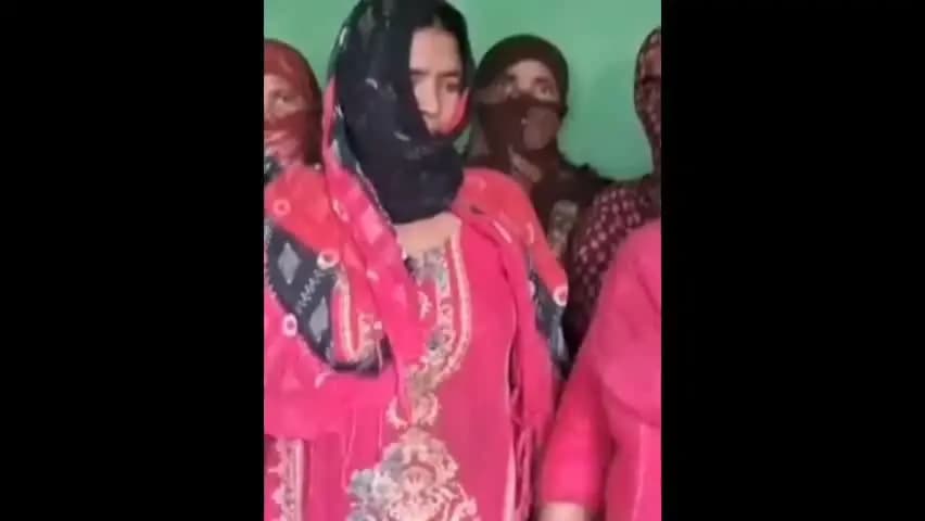 मुरादाबाद: मूंढापांडे में सामूहिक विवाह योजना की राशि को लेकर पांच महिलाओं ने भेजी शिकायत, सहायता राशि से संबंधित मामला