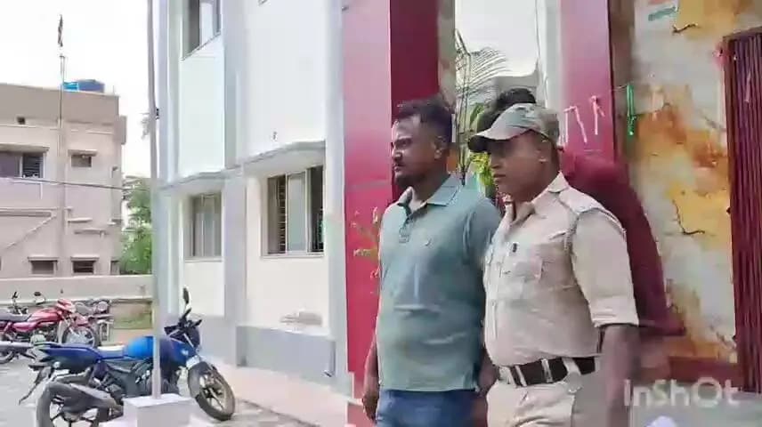পান্ডুয়া: সরকারি কাজে বাধা দেওয়ার অভিযোগে পান্ডুয়ায় গ্রেফতার এক বিজেপি কর্মী