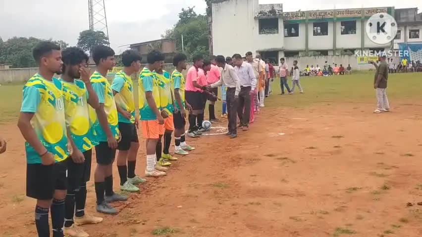 जलडेगा: जलडेगा में मरांग गोमके जयपालसिंह मुंडा अंतरराज्यीय फुटबॉल टूर्नामेंट का उद्घाटन, गबरू एफसी जलडेगा टीम विजयी