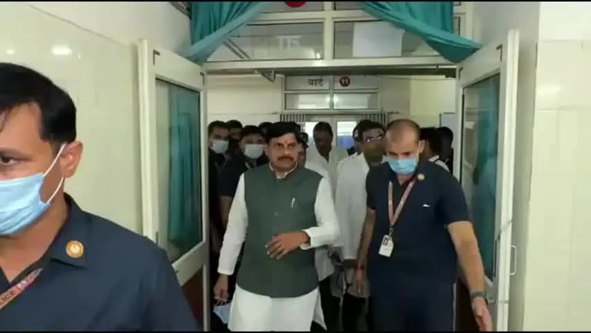 सागर नगर: जहरीली शराब: बुंदेलखंड अस्पताल पहुंचे CM, बोले- आरोपियों पर होगी कड़ी कार्रवाई, प्रशासन को फ्री हैंड