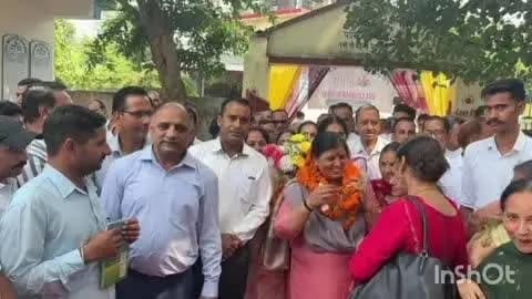 हरिपुर: देहरा विधायक कमलेश ठाकुर ने पीएम श्री राजकीय वरिष्ठ माध्यमिक पाठशाला देहरा में खेलकूद प्रतियोगिता का शुभारंभ किया