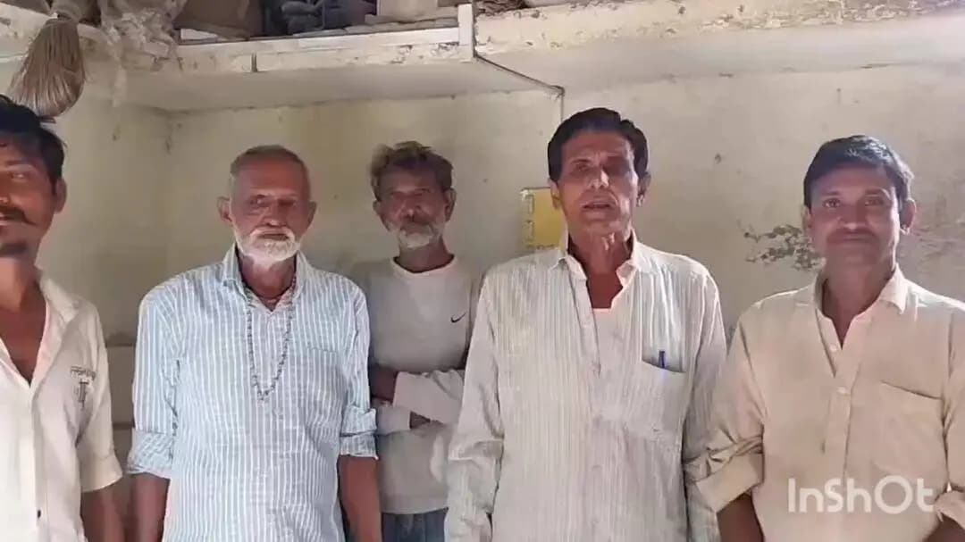 જાફરાબાદ: જાફરાબાદ તાલુકાના લોર ગામે સૌની યોજના નું પાણી ની માંગ કરવામાં આવી