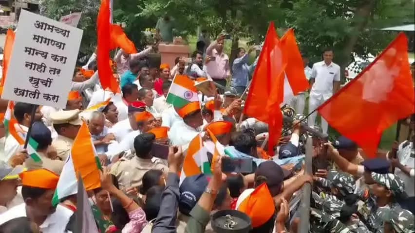 करवीर: शिरोळ तहसील कार्यालयातील तोडफोड प्रकरणी चार आंदोलनकर्त्यांवर शिरोळ पोलीस ठाण्यात गुन्हा दाखल