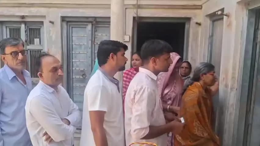झुंझुनू: झुंझुनूं में जमकर हुआ मतदान, औसत 75% पार, खेतड़ी में सबसे ज्यादा वोटिंग