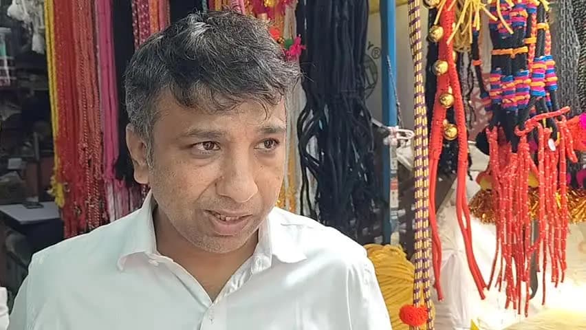 मुक्ताईनगर: यंदाच्या पोळ्यावर दुष्काळाचे सावट व्यापारी रिंकेश गांधी यांची माहिती
