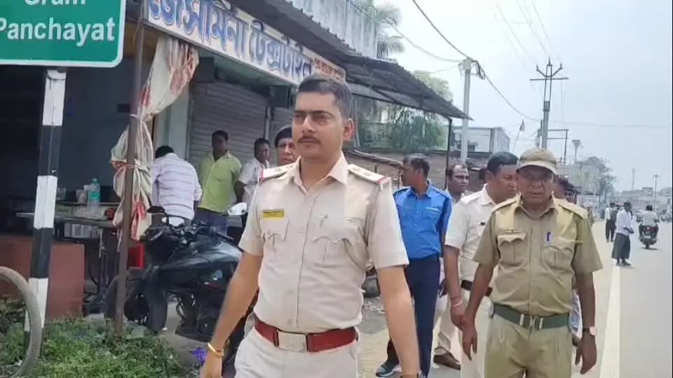খড়গ্রাম: অনাস্থার পর কীর্তিপুর গ্রাম পঞ্চায়েতে নতুন প্রধান ইজাজ আহমেদ মমিন