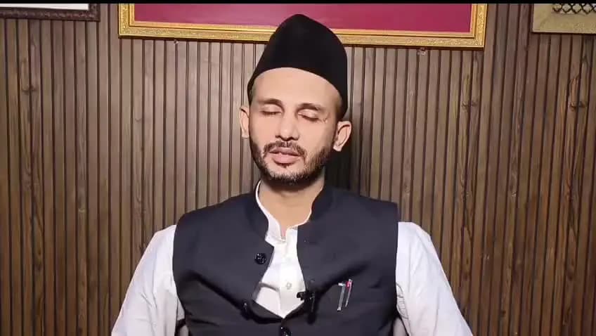 संभल: संभल के सपा सांसद जियाउर्रहमान बर्क मस्जिद मदरसे को नोटिस देने पर भड़के, बोले- नोटिस देने पर कब से है अधिकार?