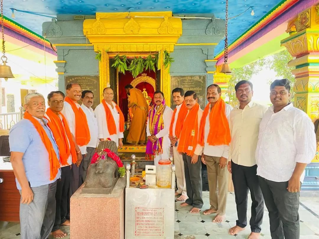 పటాన్చెరు: పటాన్చెరు శాంతినగర్ పోచమ్మ ఆలయంలో ఘనంగా అన్నదాన కార్యక్రమం