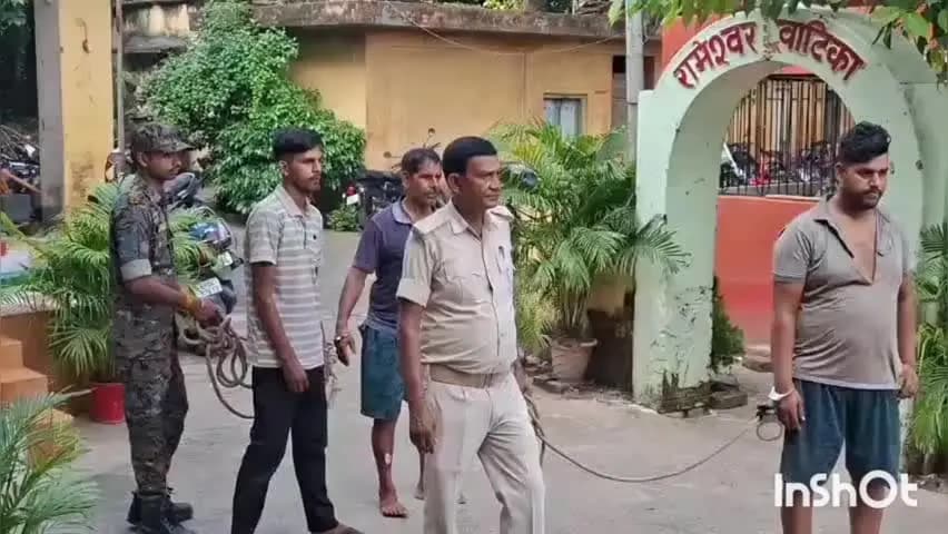 मुंगेर: शराब कारोबारियों ने उत्पाद विभाग की टीम पर किया पथराव, 3 पुलिस पदाधिकारी और 2 होमगार्ड जवान घायल, 3 गिरफ्तार