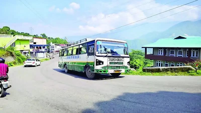 चम्बा: एनएच पर बस खराब, 35 यात्री घंटों हांसफ रहे परेशान