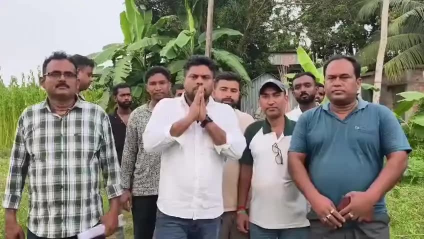 কৃষ্ণগঞ্জ: রাস্তা তৈরির হচ্ছে নিজের বিধানসভাতে কৃষ্ণগজ্ঞ বিধানসভাতে