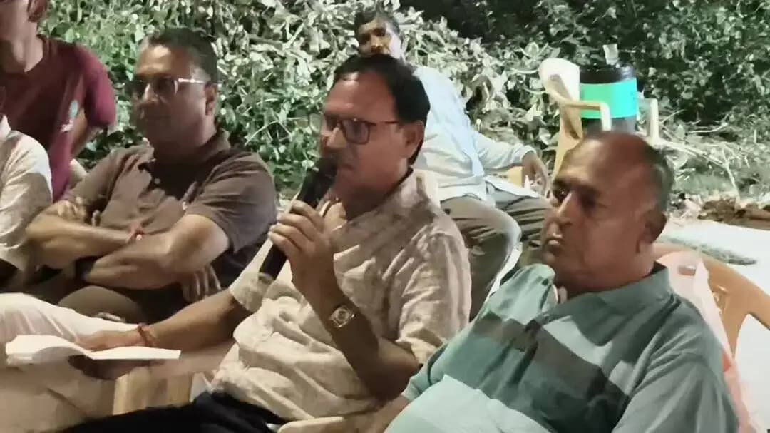 राजसमंद: राजसमंद नगर परिषद चुनाव का दौर थमा, वार्ड नंबर 5 में प्रचार थमने से पूर्व हुई बैठक