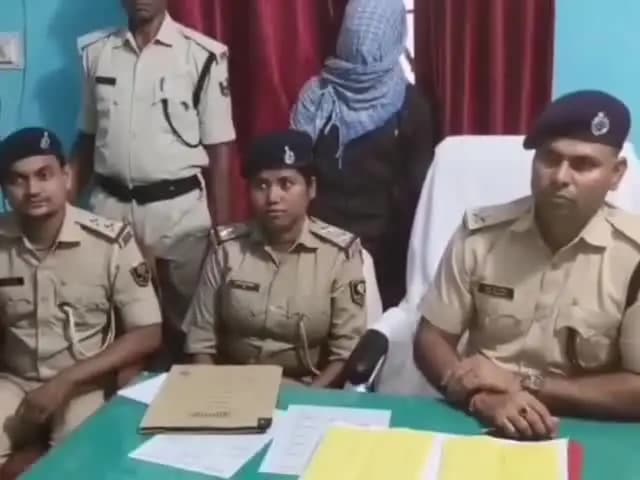 पूर्णिया पूर्व: पूर्णिया पुलिस ने नशे के खिलाफ कार्रवाई में 11 किलो गांजा के साथ एक अभियुक्त को किया गिरफ्तार, अग्रिम कार्रवाई जारी