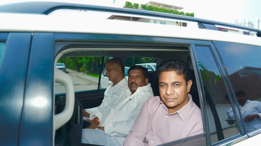 పటాన్చెరు: కేటీఆర్ నివాసంలో బీఆర్ఎస్ ఎమ్మెల్యేలు, ఎమ్మెల్సీల కీలక భేటీ