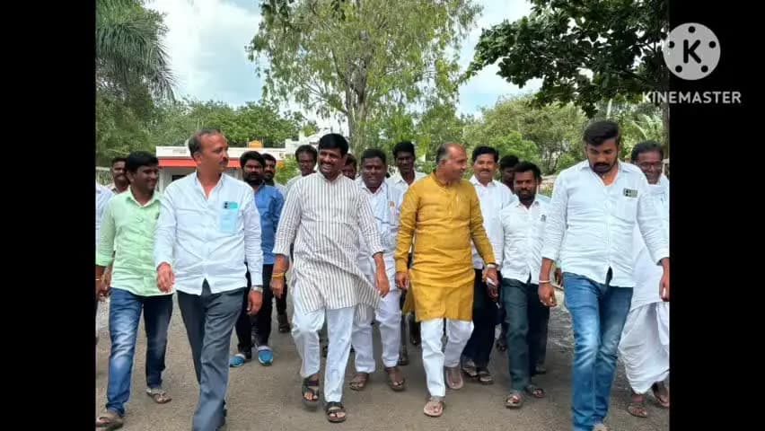 ತಾಳಿಕೋಟಿ: ರೈತರು ಹಮ್ಮಿಕೊಂಡಿದ್ದ ಪ್ರತಿಭಟನೆಗೆ ಪಟ್ಟಣದಲ್ಲಿ ನೈತಿಕ ಬೆಂಬಲ ನೀಡಿದ ಶಾಸಕ ರಾಜುಗೌಡ ಪಾಟೀಲ್