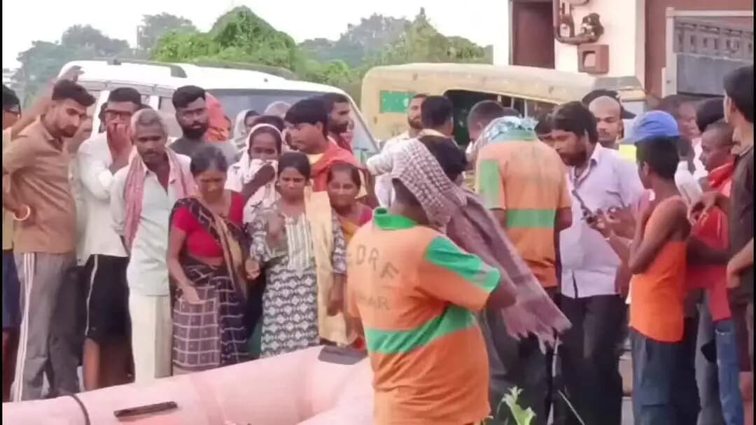 संपतचक: पुनपुन नदी के गहरे गड्ढे में डूबा किशोर, घंटों बाद मिला शव