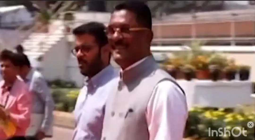 मुंबई: रिक्षाचालकांच्या प्रश्नावर तोडगा; संजय राऊत यांनी मंत्री-आयुक्तांचे कौतुक केले