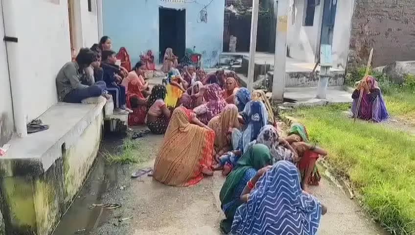 चरखारी: चरखारी के हाथीखाना मुहाल में हलवाई ने फांसी लगाकर दी जान, परिवार में मचा कोहराम