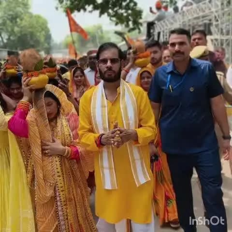 ऊंचाहार: रामचंद्रपुर से कथा स्थल तक मंत्री मनोज कुमार पांडेय के सानिध्य में निकाली गई भव्य कलश यात्रा