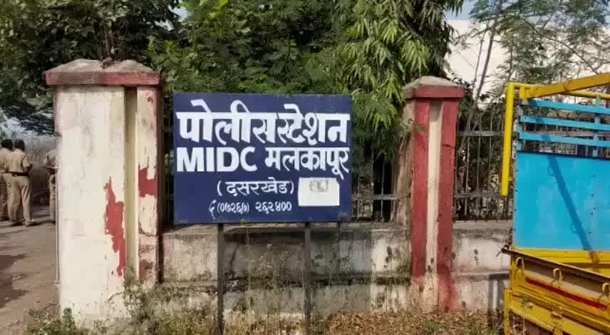 मलकापूर: शेतकऱ्याची रस्त्यात दुचाकी थांबवून रॉडने मारहाण; दसरखेड पोलिसात गुन्हा दाखल
