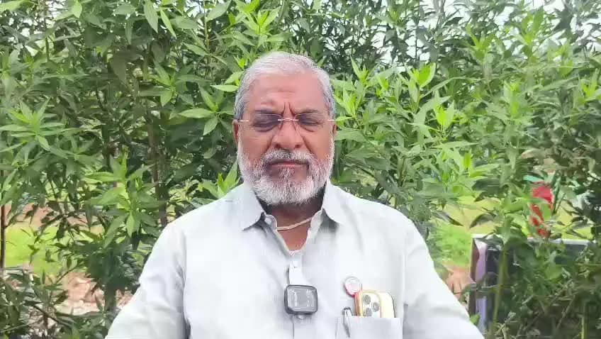 करवीर: अखेर माधुरी हत्तीण नांदणी मठात येणार ! वनतारातून नांदणीकडे प्रस्थान; मा खा राजू शेट्टींची माहिती