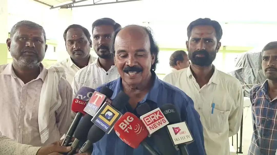 నారాయణ్ఖేడ్: తూకం యంత్రాలు సీల్ వేసేందుకు సహకరిస్తాం: రేషన్ డీలర్ల సంఘం నాయకులు తాహిర్ అలీ