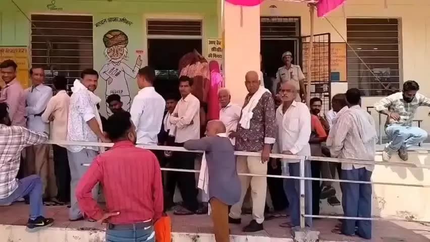 बूंदी: बूंदी नगर परिषद सहित तीन नगर निकायों में शांतिपूर्ण मतदान संपन्न, जिले में मतदान प्रतिशत 76.38 रहा