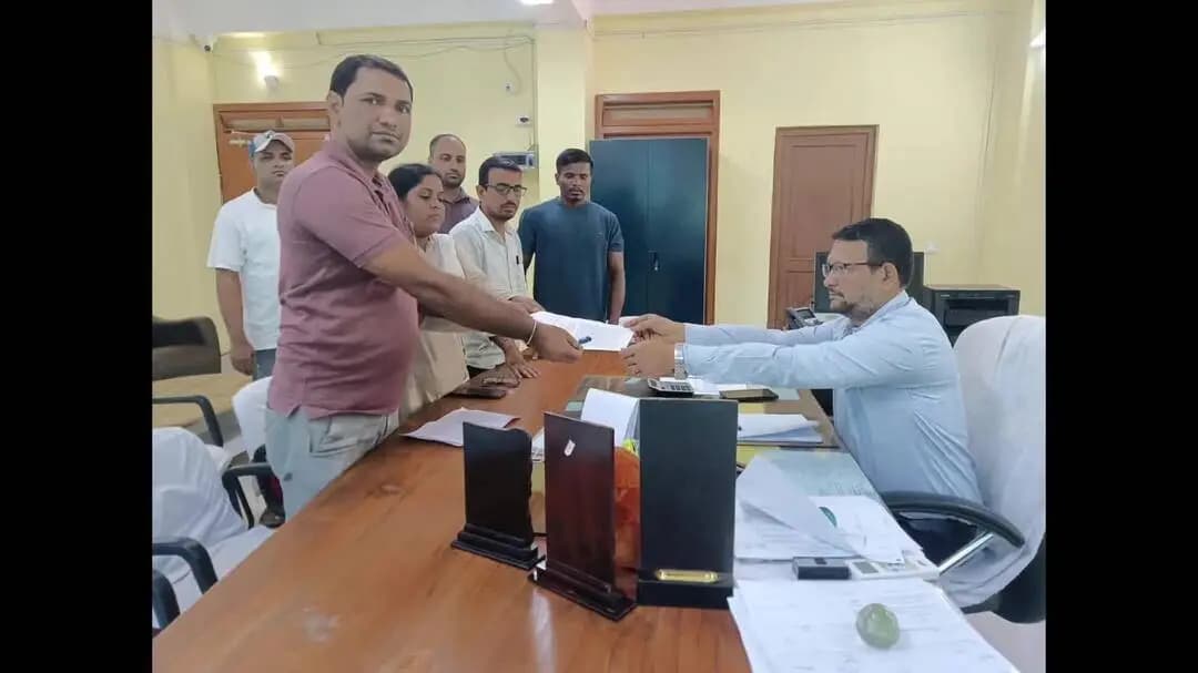 খোয়াই: DYFI খোয়াই বিভাগীয় কমিটি উদ্যোগে ৩ দফা দাবির ভিত্তিতে খোয়াই জেলার ADM র নিকট ডেপুটেশন প্রদান করা হয়।