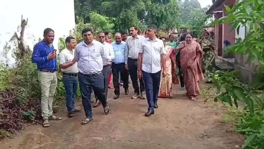 ବୌଦ୍ଧ ସଦର: ବୌଦ୍ଧ ବ୍ଲକର ବିଭିନ୍ନ ଉନ୍ନୟନମୂଳକ କାର୍ଯ୍ୟ ପରିଦର୍ଶନ କଲେ ସଚିବ ଭୁପେନ୍ଦ୍ର ସିଂ ପୁନିଆ